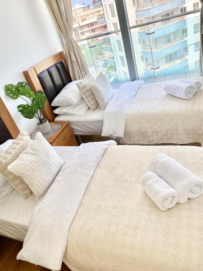 Ocean Village Lovely 2 Bedroom Apartment Gibraltar Eksteriør billede