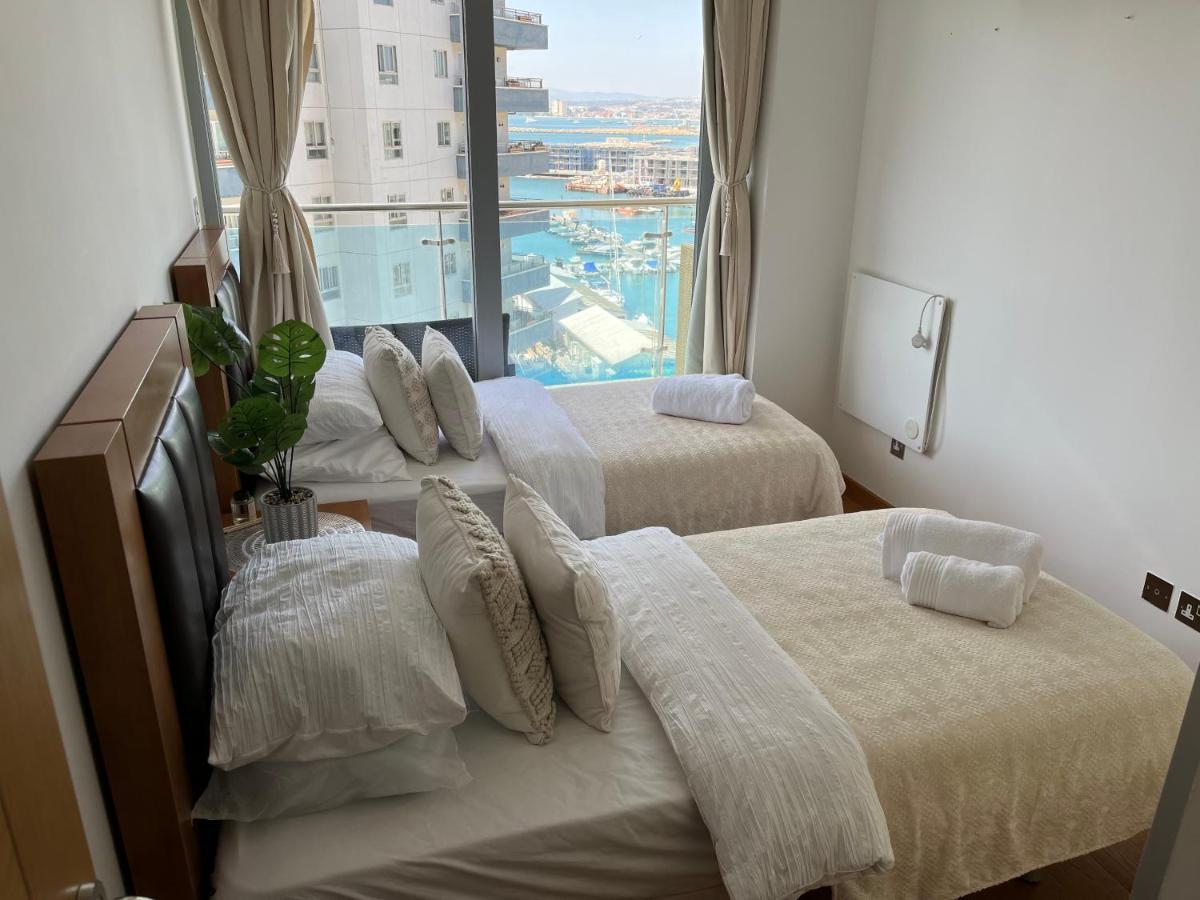 Ocean Village Lovely 2 Bedroom Apartment Gibraltar Eksteriør billede